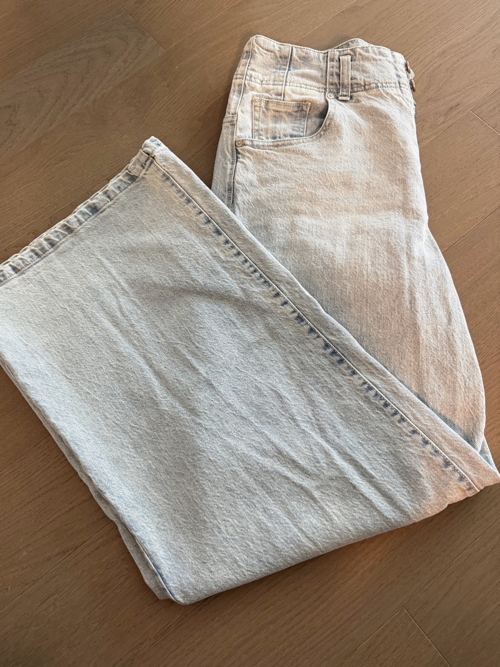 Habitual Easton Light Wash Wide Leg Denim